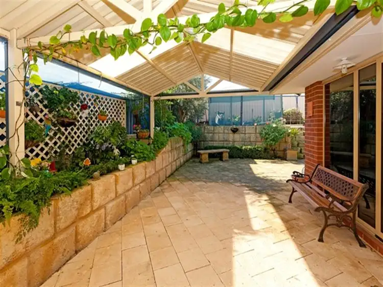 Fifth view of Homely house listing, 20 Karlak Cl, Leda WA