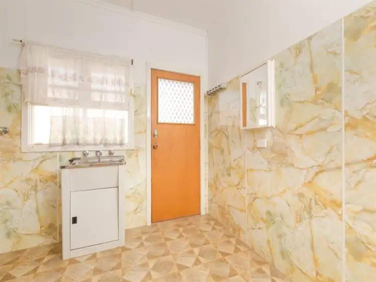 Fifth view of Homely house listing, 81 Chaffey St, Merbein VIC