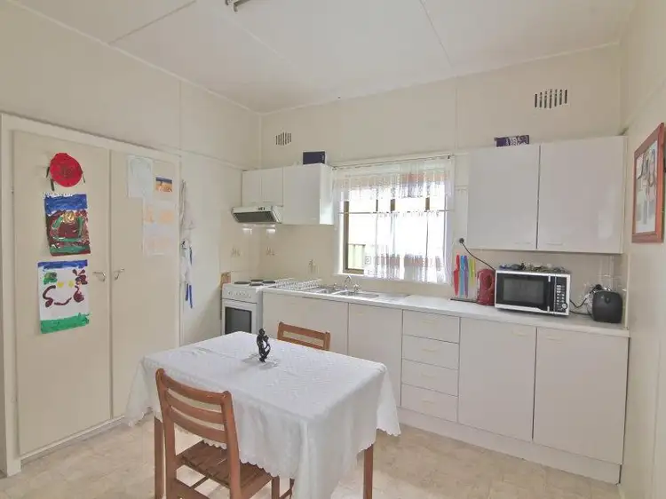 Fifth view of Homely house listing, 25 Grevillia Ave, Davistown NSW
