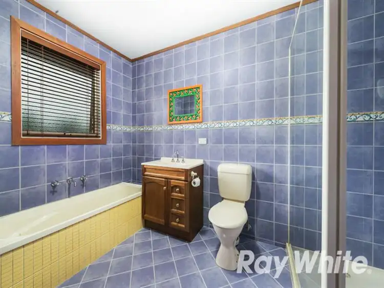 Fifth view of Homely house listing, 2/54 Esther Cres, Mooroolbark VIC