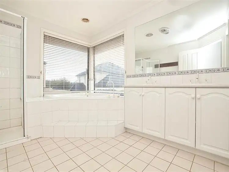 Sixth view of Homely house listing, 2 Palmerston Cres, Taylors Lakes VIC