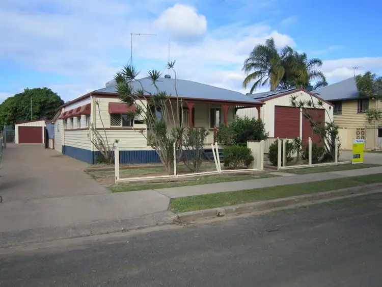 14 Hinkler Ave, Bundaberg North QLD