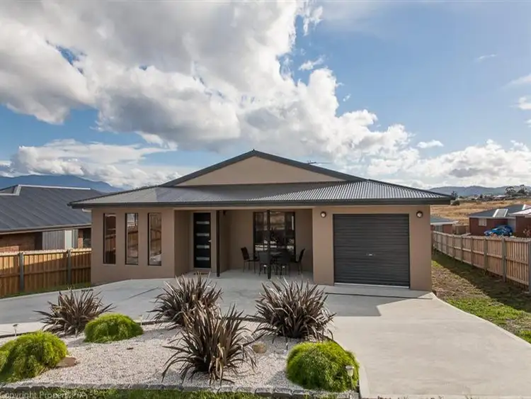 45 Oakdowns Pde, Oakdowns TAS