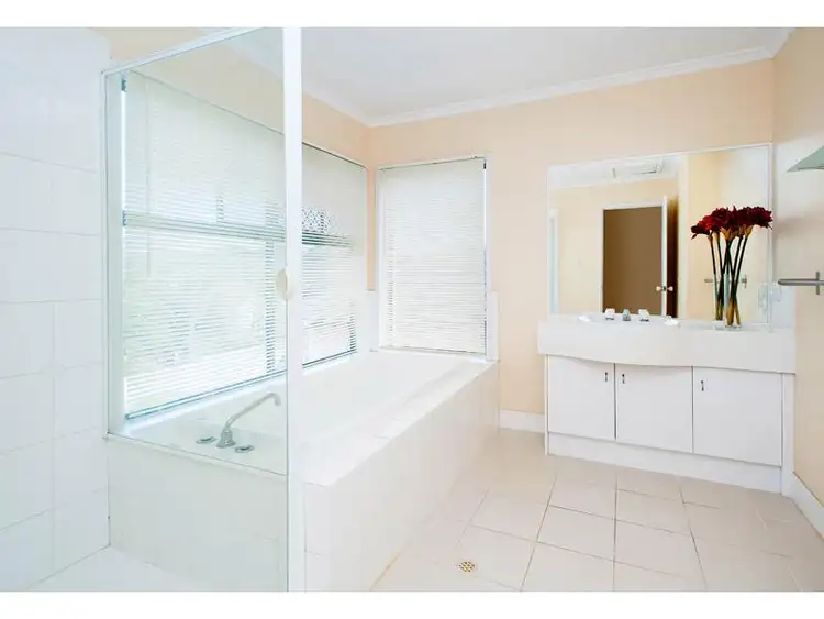 Fifth view of Homely house listing, 30 Van Dyck Rse, Mackenzie QLD