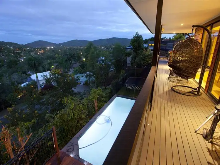 13 Highgrove Ct, The Gap QLD