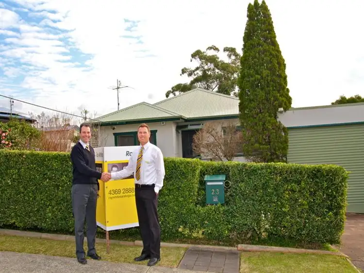 23 Mimosa Ave, Saratoga NSW