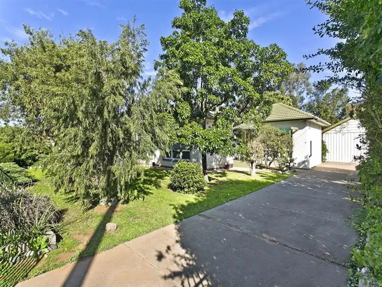 9 St Ives  Dr, Parafield Gardens SA