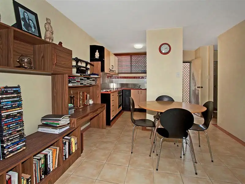 Main view of Homely unit listing, 2/20 Mary Ave, Broadbeach QLD