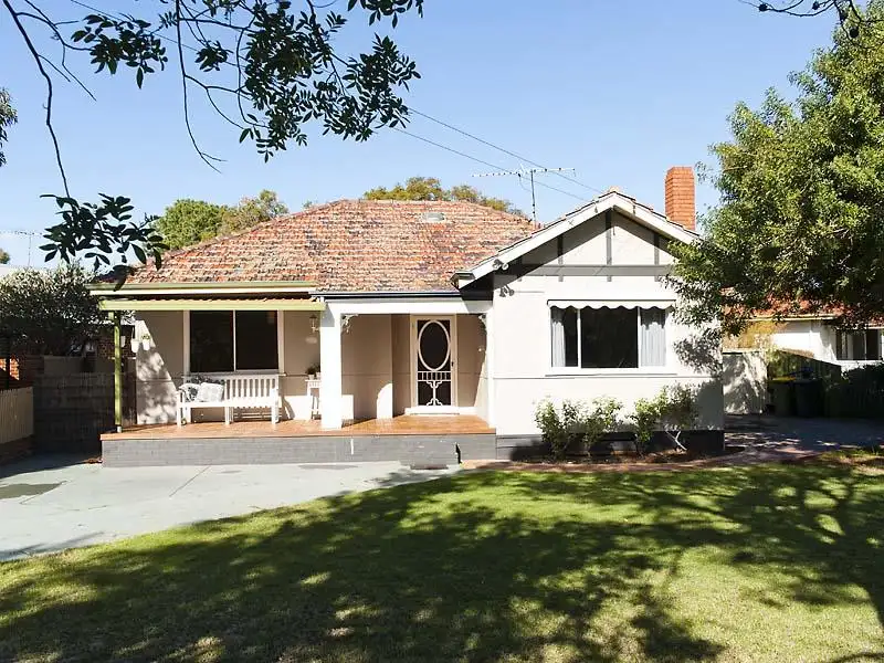 Main view of Homely house listing, 1 Holmes Pl, Hilton WA