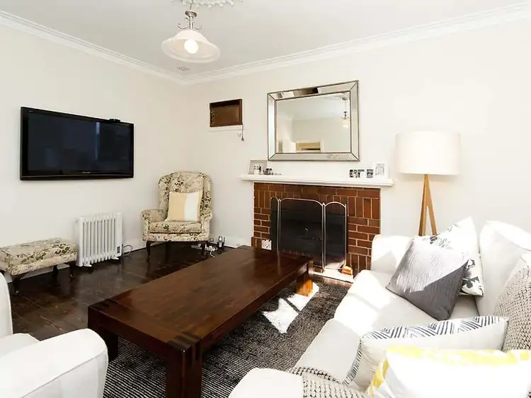 Fourth view of Homely house listing, 1 Holmes Pl, Hilton WA
