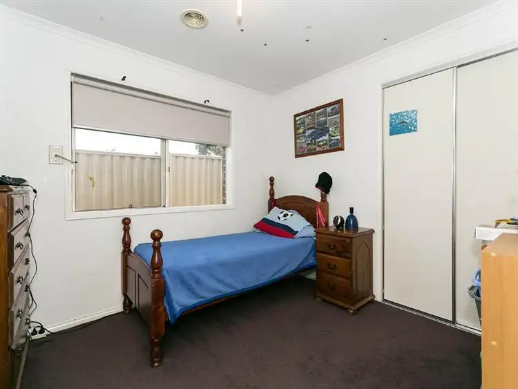 Seventh view of Homely house listing, 18 Eildon Cct, Taylors Hill VIC