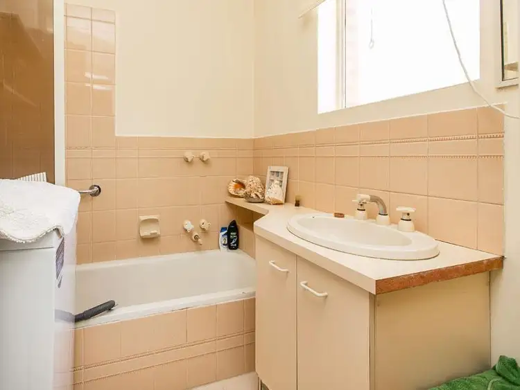 Fourth view of Homely apartment listing, 3/17 Grosvenor St, Brighton VIC