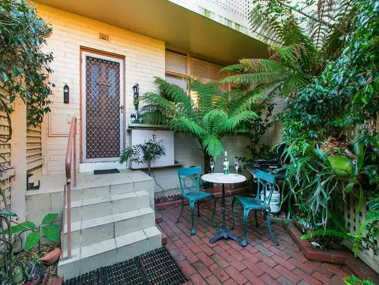 Fifth view of Homely apartment listing, 3/17 Grosvenor St, Brighton VIC