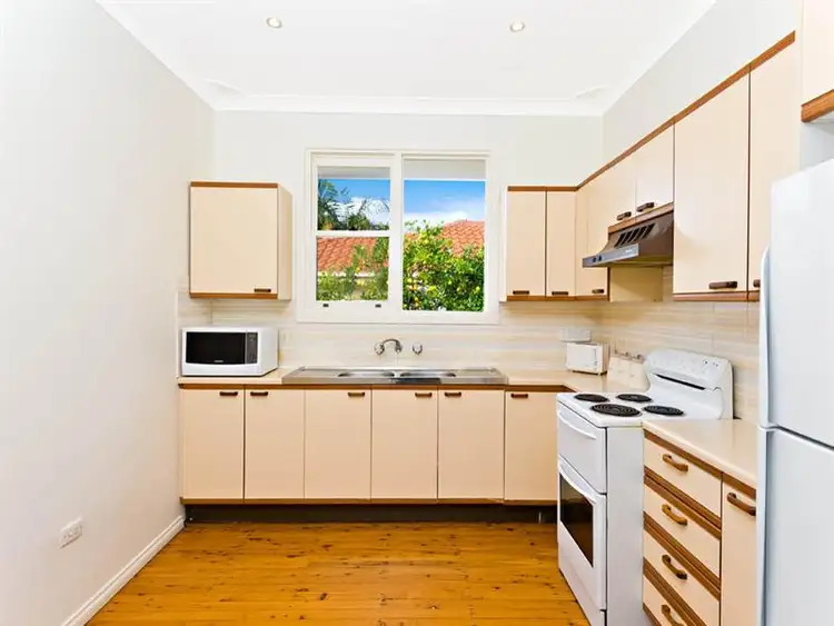Second view of Homely villa listing, 3/9 Albert St, Bexley NSW
