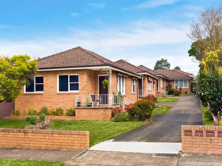 Fifth view of Homely villa listing, 3/9 Albert St, Bexley NSW
