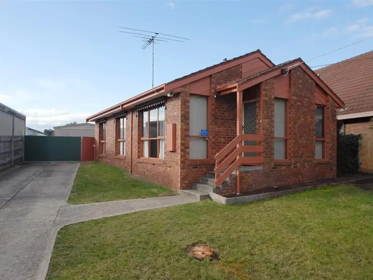 21 Thornbill Dr, Carrum Downs VIC