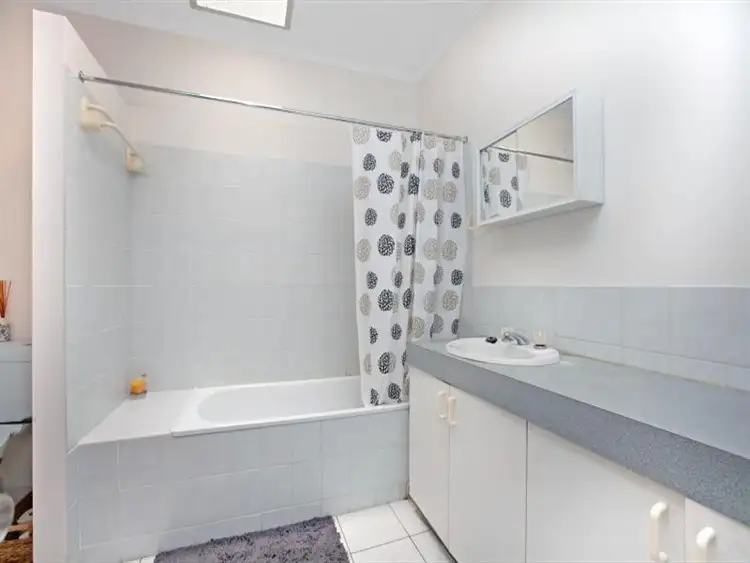 Sixth view of Homely unit listing, 5B/15 Airlie Cct, Brinkin NT