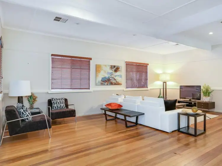 Third view of Homely house listing, 19 Thorpe St, Balmoral QLD