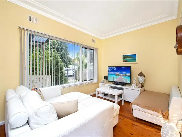 69 Walker St, Helensburgh NSW