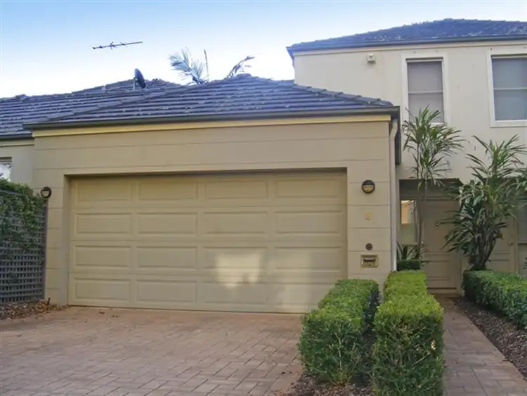 3 Scaranish Way, Macquarie Links NSW