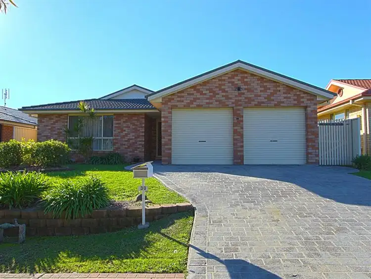 30 Hamlyn Rd, Hamlyn Terrace NSW