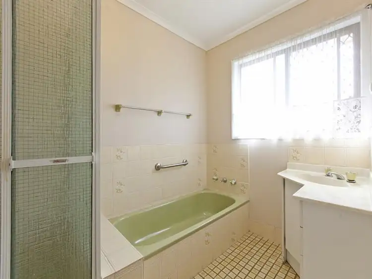 Fifth view of Homely house listing, 7 Akala Pl, Capalaba QLD