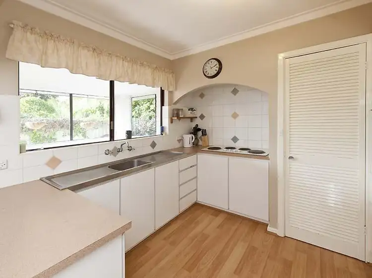 Second view of Homely house listing, 5 Truscan Cl, Cooloongup WA