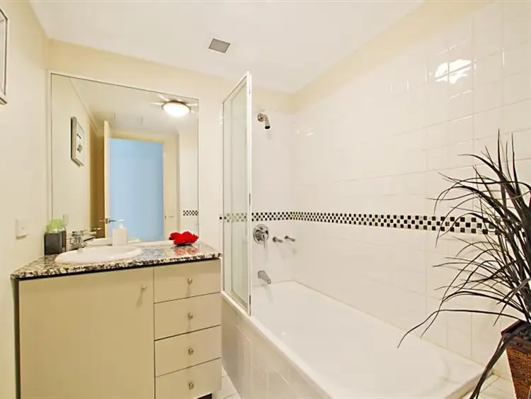 Sixth view of Homely apartment listing, 66 / 82 BOUNDARY St, Brisbane (CBD) QLD