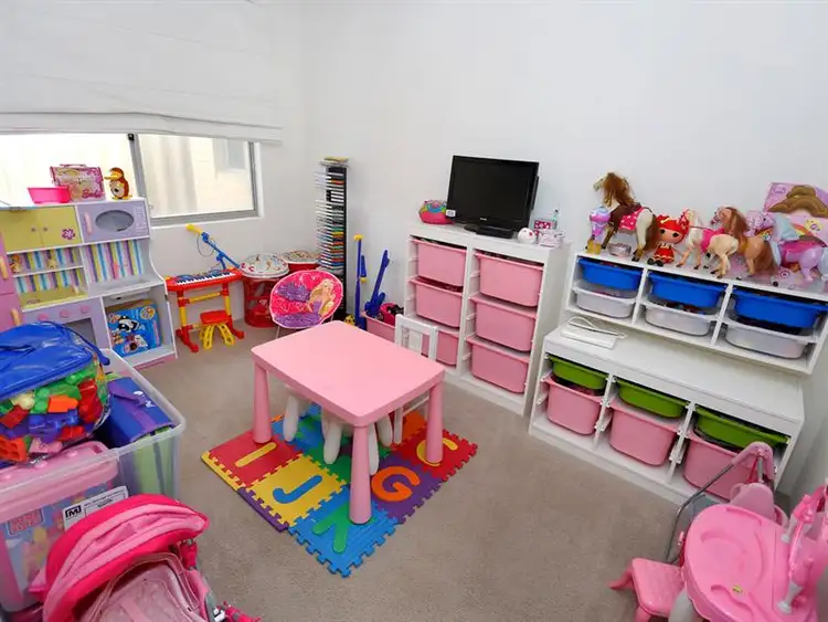 Seventh view of Homely house listing, 26 Roosky Approach, Ridgewood WA