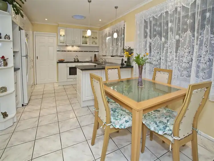 Fifth view of Homely house listing, 21 Lotus Cres, Mulgrave VIC