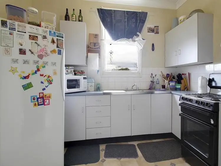 Second view of Homely house listing, 75 Finlay Rd, Goulburn NSW