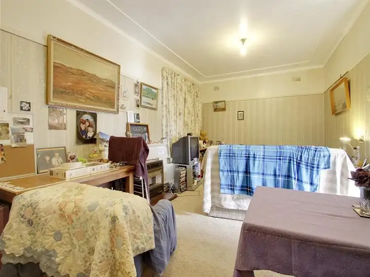 Fourth view of Homely house listing, 75 Finlay Rd, Goulburn NSW