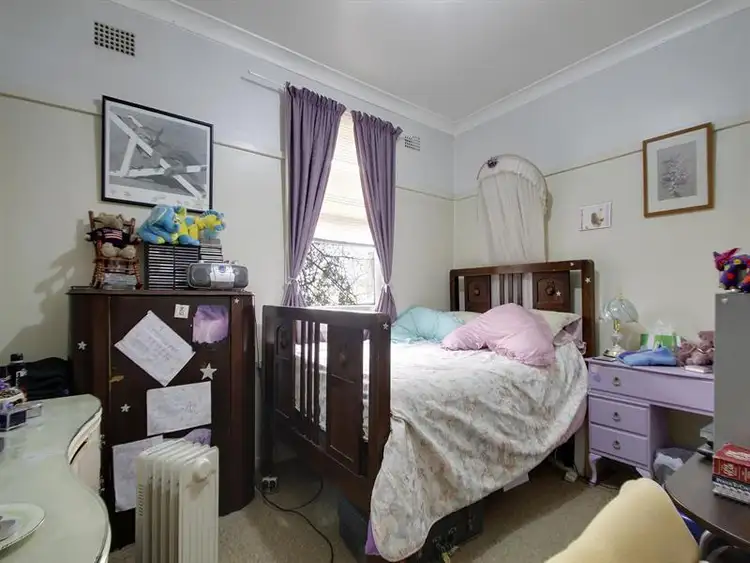 Fifth view of Homely house listing, 75 Finlay Rd, Goulburn NSW