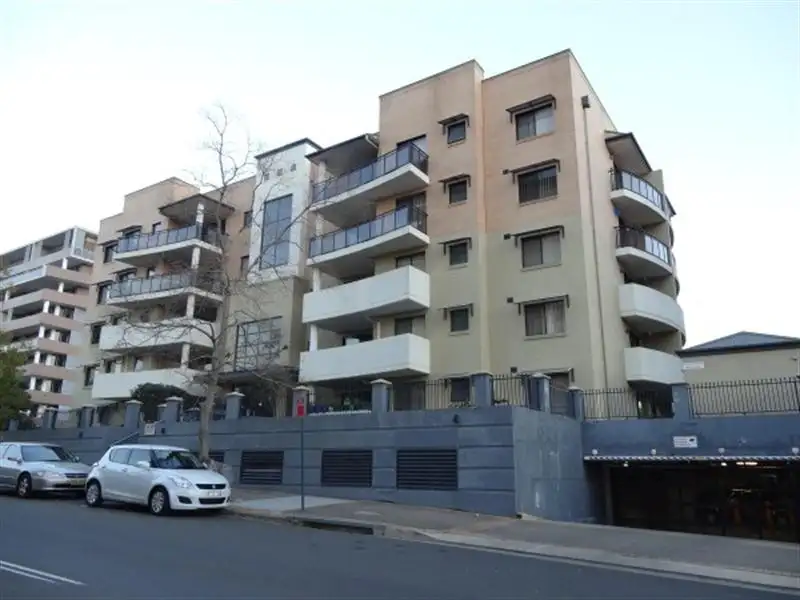 Main view of Homely unit listing, 12/12-20 Lachlan St, Liverpool NSW