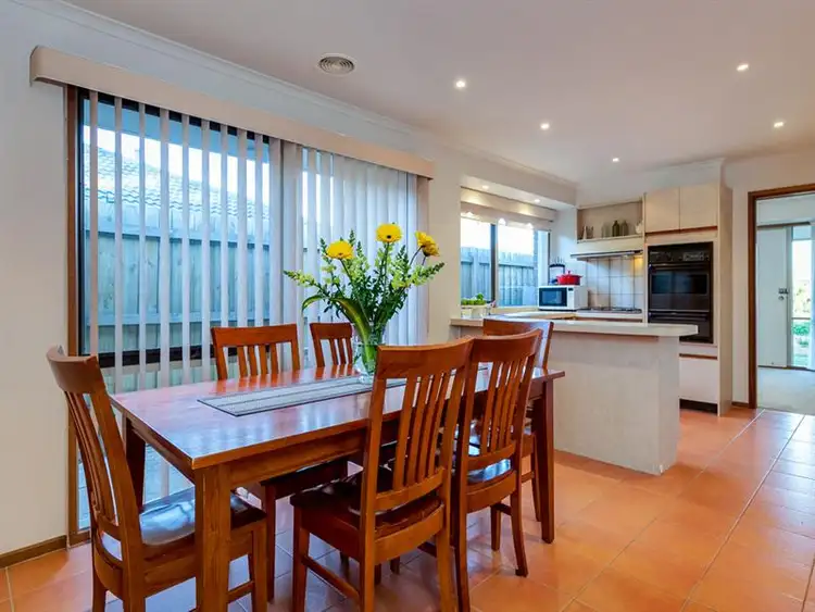 Second view of Homely house listing, 31 Horseshoe Cres, Epping VIC