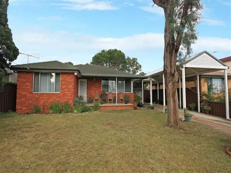 9 Derby St, Minto NSW