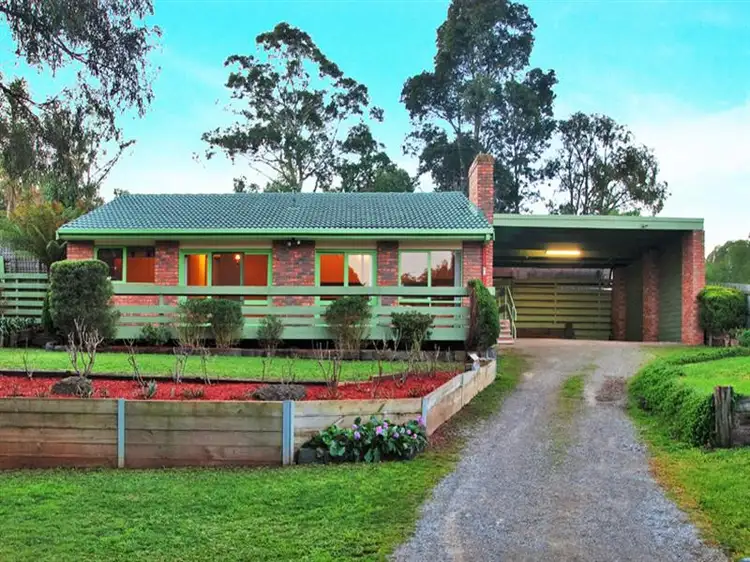 43 Churchill Dr, Mooroolbark VIC