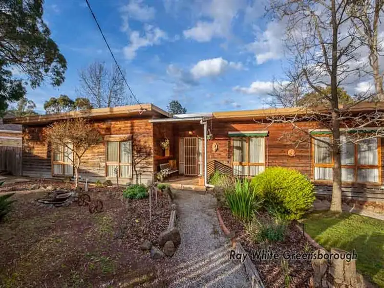2-4 Anama St, Greensborough VIC