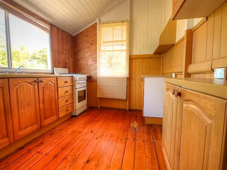 Sixth view of Homely house listing, 4 MACFARLANE St, Sadliers Crossing QLD