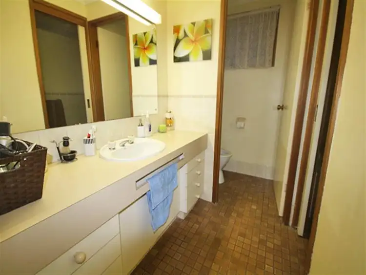 Fifth view of Homely house listing, 2 Rider Pl, Minto NSW