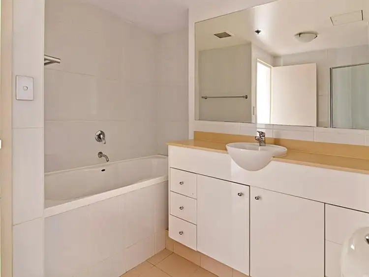 Fifth view of Homely apartment listing, 3409/91-93 Liverpool St, Sydney (CBD) NSW