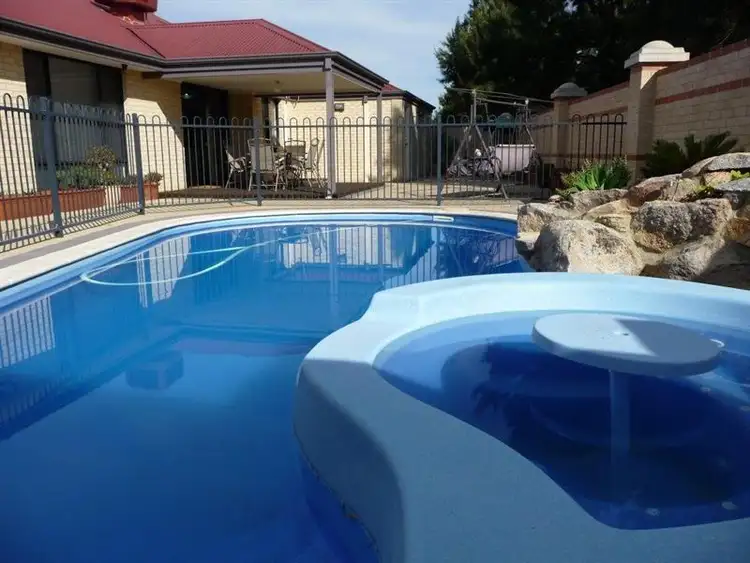 21 Balikpapan Ave, Dianella WA