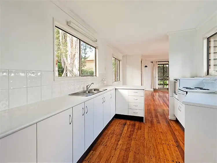 Second view of Homely house listing, 5 Anaheim Ct, Bli Bli QLD