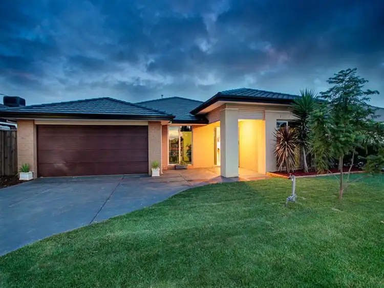 152 Clarkes Rd, Brookfield VIC