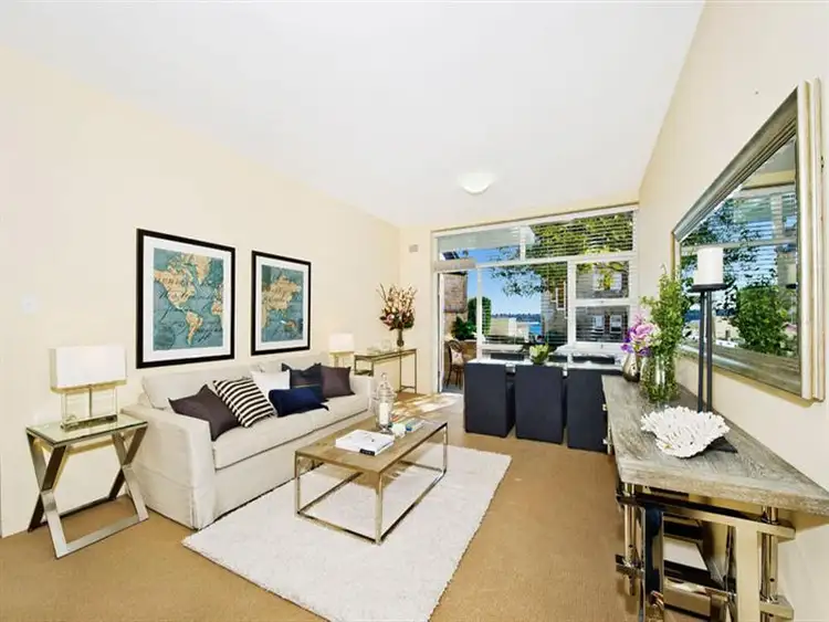 2/6 Gladswood Gdns, Double Bay NSW