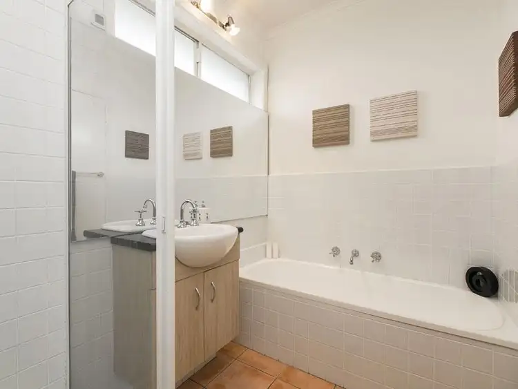 Seventh view of Homely unit listing, 304C Warrigal Rd, Cheltenham VIC