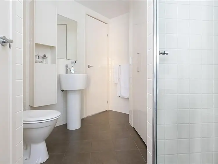 Sixth view of Homely apartment listing, 82/18 Tank St, Brisbane (cbd) QLD