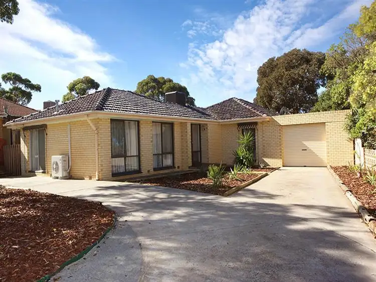 Second view of Homely house listing, 8 Winchley Way, Huntfield Heights SA
