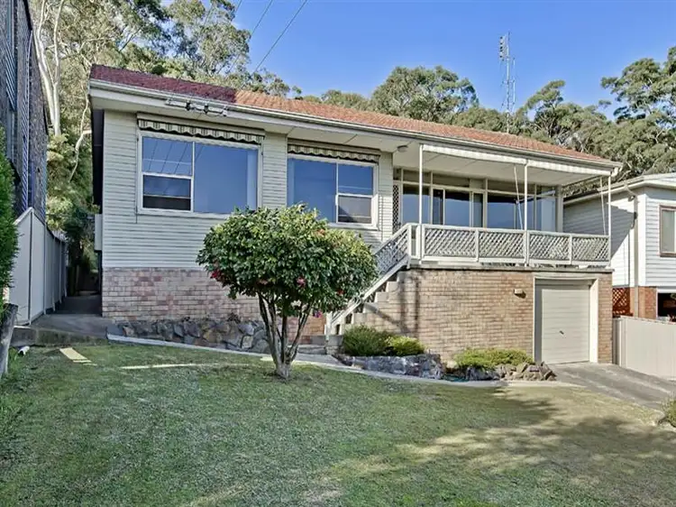 126 Coal Point Rd, Coal Point NSW
