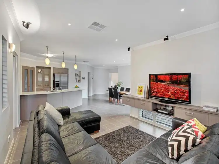 Sixth view of Homely house listing, 12 Westbourne Dr, Doreen VIC